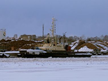 Puksiir CASTOR Pärnu sadamas